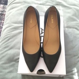 ALDO Coronitiflex size 6 black